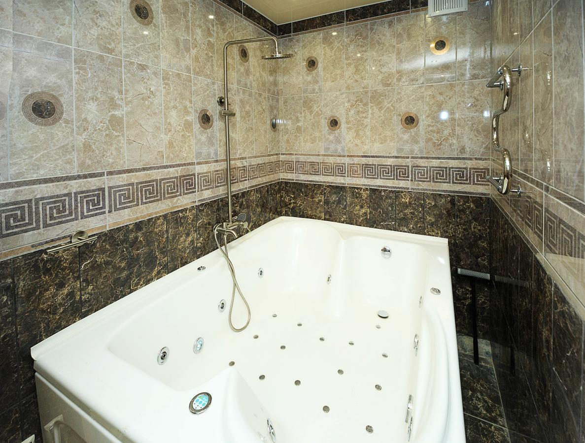 Sanatory Primorskiy Hotel Semkovo Buitenkant foto